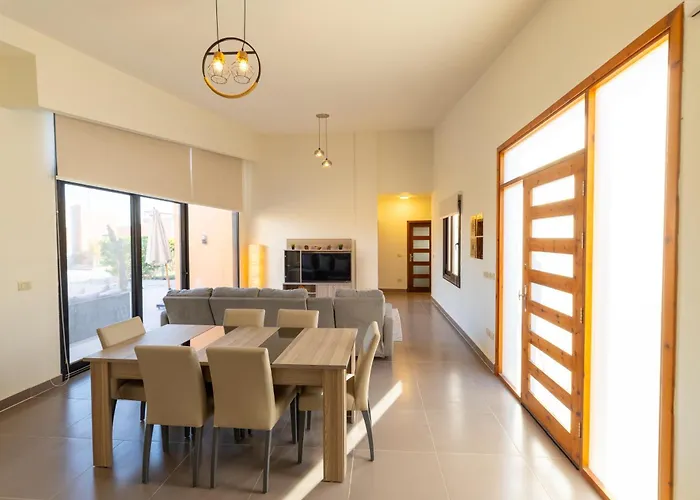 Cozy Baywest Private & Peaceful Getaway فيلة الغردقة